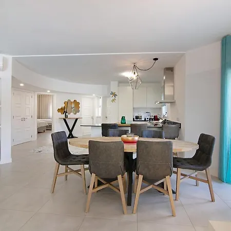 Apartamento Beautiful 2 Bedroom Self Catering With Private Pool And Garden In The Encosta Do In Quinta Do *