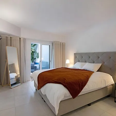 Beautiful 2 Bedroom Self Catering With Private Pool And Garden In The Encosta Do In Quinta Do Apartment Quinta do Lago