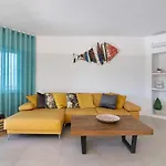 Beautiful 2 Bedroom Self Catering With Private Pool And Garden In The Encosta Do In Quinta Do Lägenhet Quinta do Lago