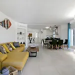 Lägenhet Beautiful 2 Bedroom Self Catering With Private Pool And Garden In The Encosta Do In Quinta Do Quinta do Lago