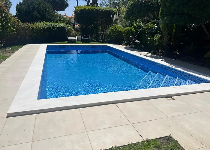 Beautiful 2 Bedroom Self Catering With Private Pool And Garden In The Encosta Do In Quinta Do Appartement