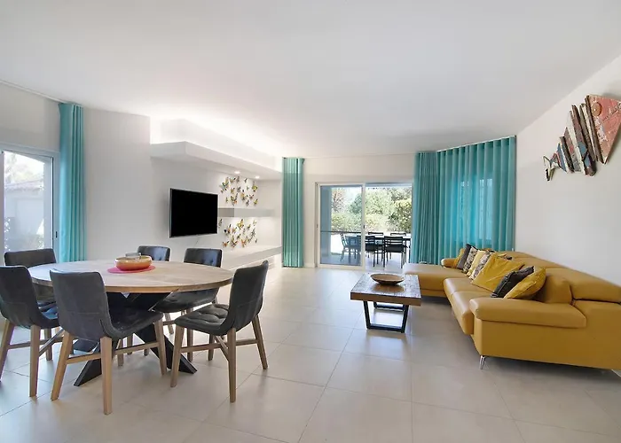 Beautiful 2 Bedroom Self Catering With Private Pool And Garden In The Encosta Do In Quinta Do * Quinta do Lago
