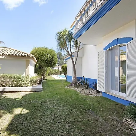 Beautiful 2 Bedroom With Private Pool And Garden In The Encosta Do In Quinta Do Apartment